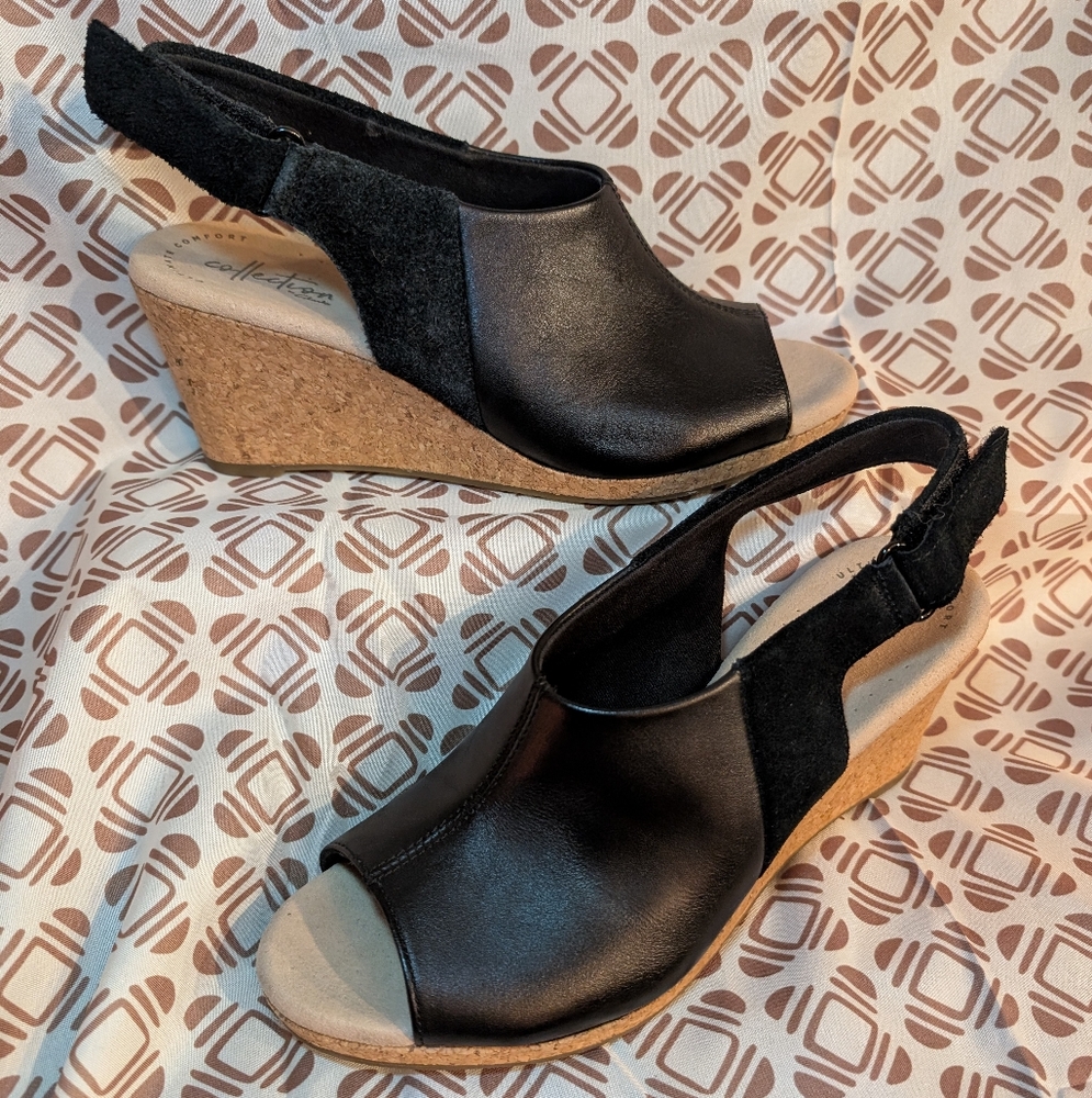Clark's Women's Black Wedge Sandals